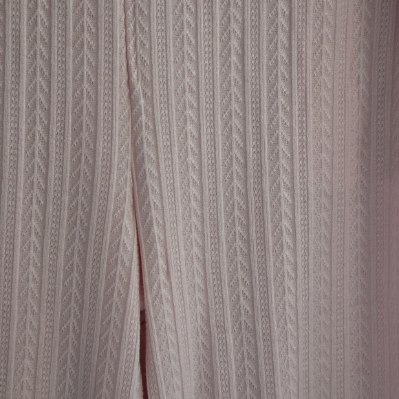 Pink Textured Pants - Picture 5 of 7